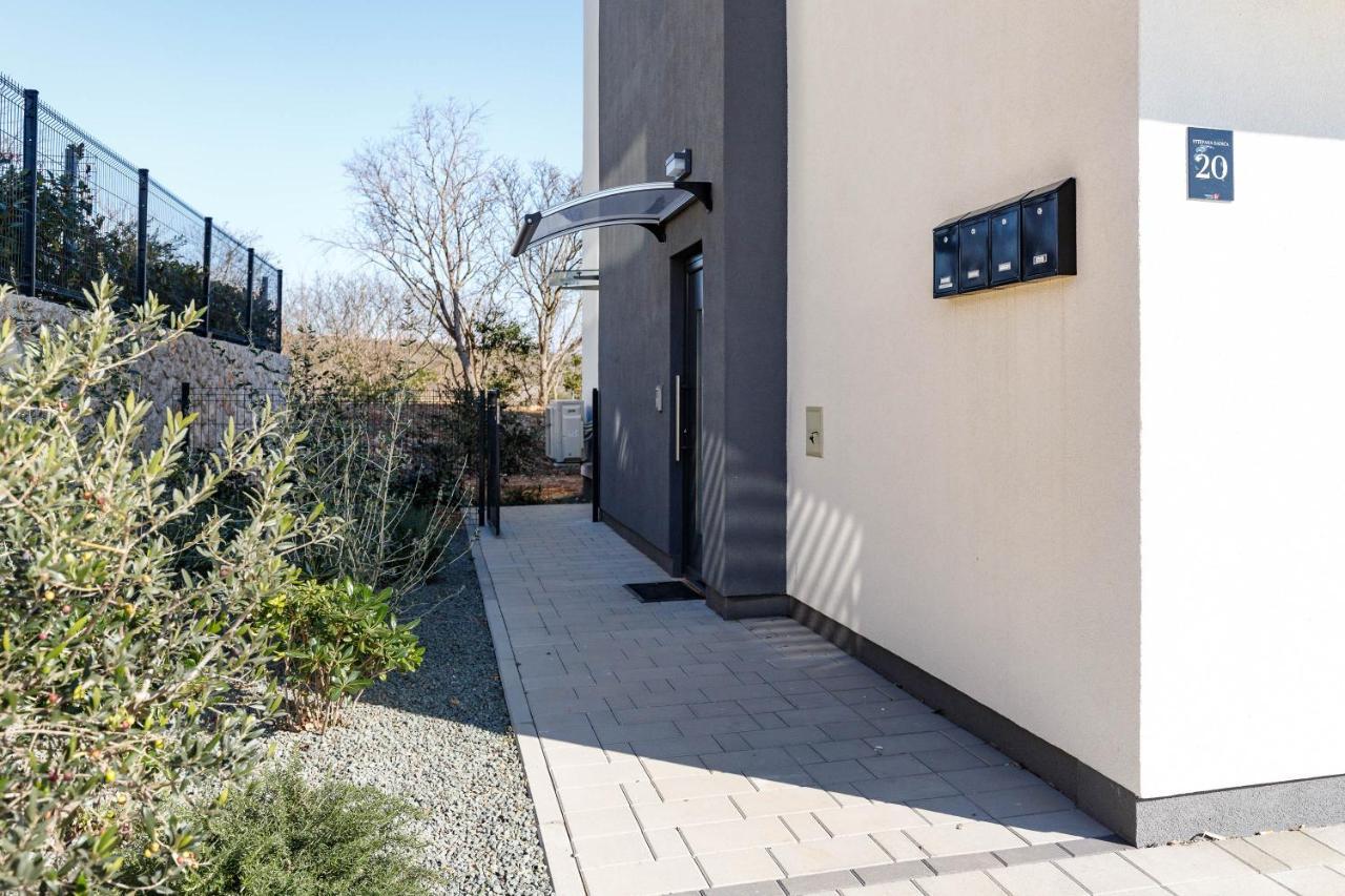 Apartment Klara Krk Town Exterior photo